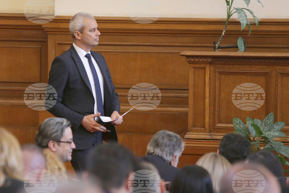 Парламент - извънредно заседание