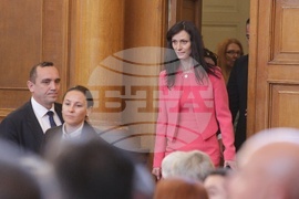 Парламент - извънредно заседание