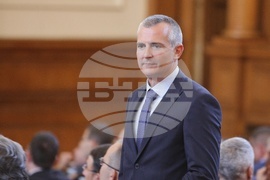 Парламент - извънредно заседание