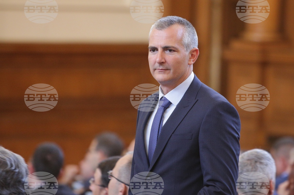 Парламент - извънредно заседание