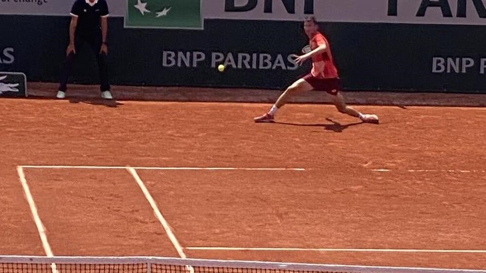 Илиян Радулов постигна втора победа за деня и се класира за основната схема на турнир по тенис от сериите "Чалънджър" в Испания