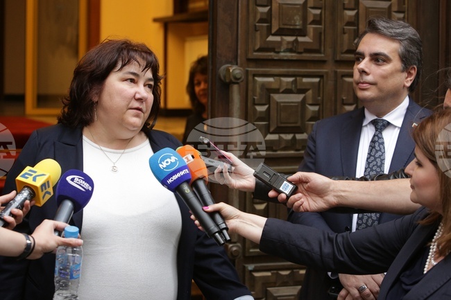 Министерство на финансите - Росица Велкова - Асен Василев