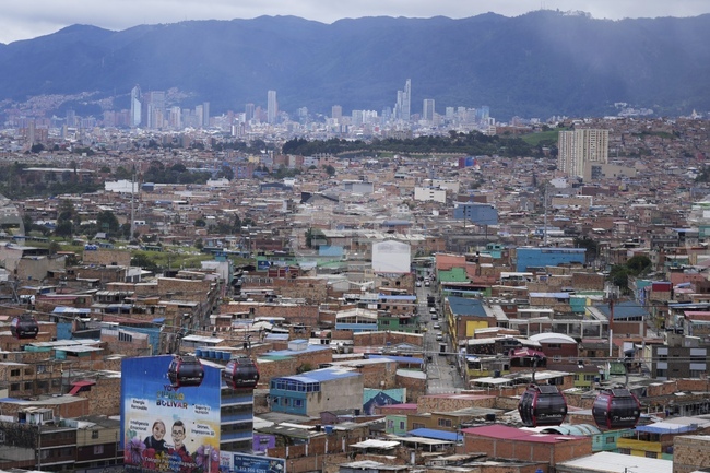 Колумбийски специализиран съд осъди седем лидери на бунтовниците от ФАРК за отвличания