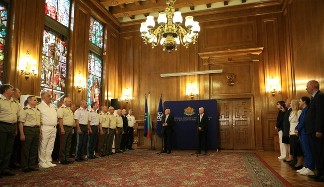 Министърът на отбраната Тодор Тагарев встъпи в длъжност