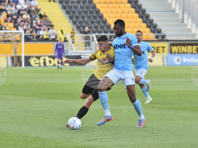 Пловдив - футбол - Ботев (Пловдив) и Арда (Кърджали)