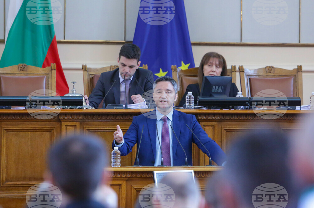 Парламент - заседание - Кристиан Вигенин