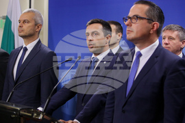 Парламент - брифинг - Възраждане