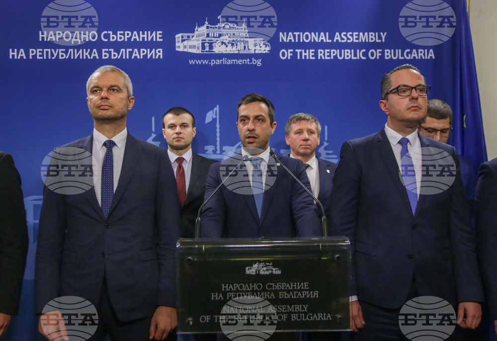 Парламент - брифинг - Възраждане