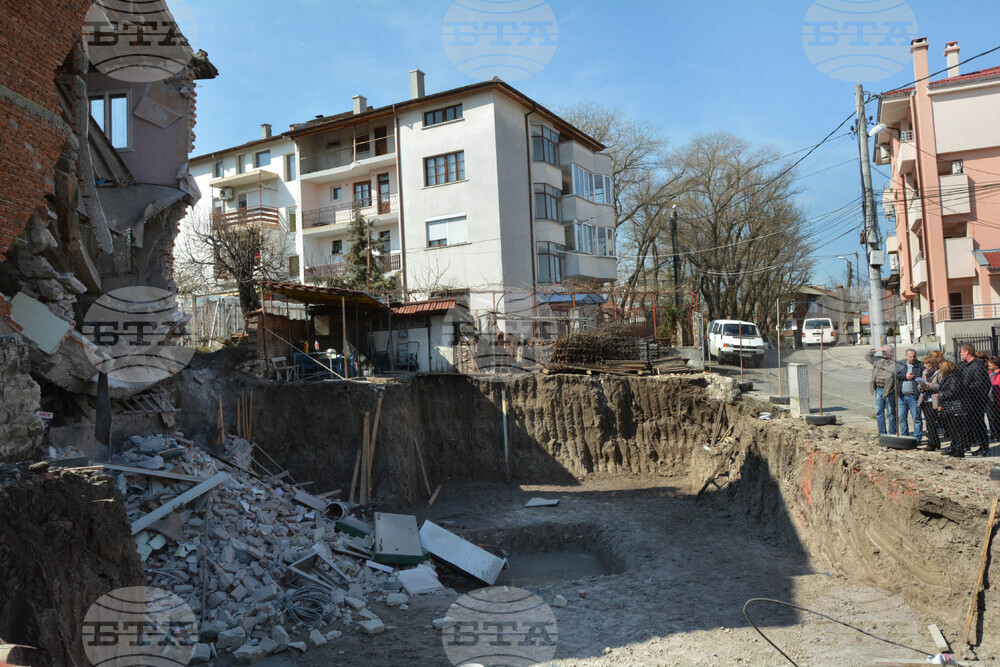 Хасково - къща - съборени стени