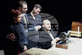 Кърджали - „Мамут" - премиерен спектакъл