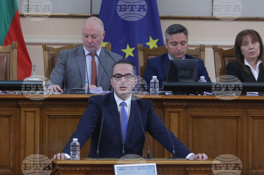 Парламент - заседание - Цончо Ганев