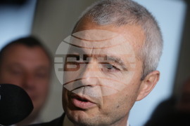 Парламент - Костадин Костадинов - брифинг