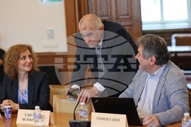 Парламент - Комисия по труда, социалната и демографската политика