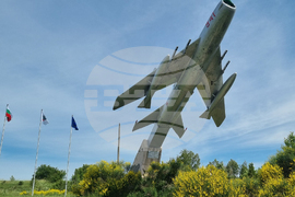 Омуртаг - авиационен парк - музей на открито