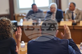 Парламент - Комисия по въпросите на децата, семейството, младежта и спорта