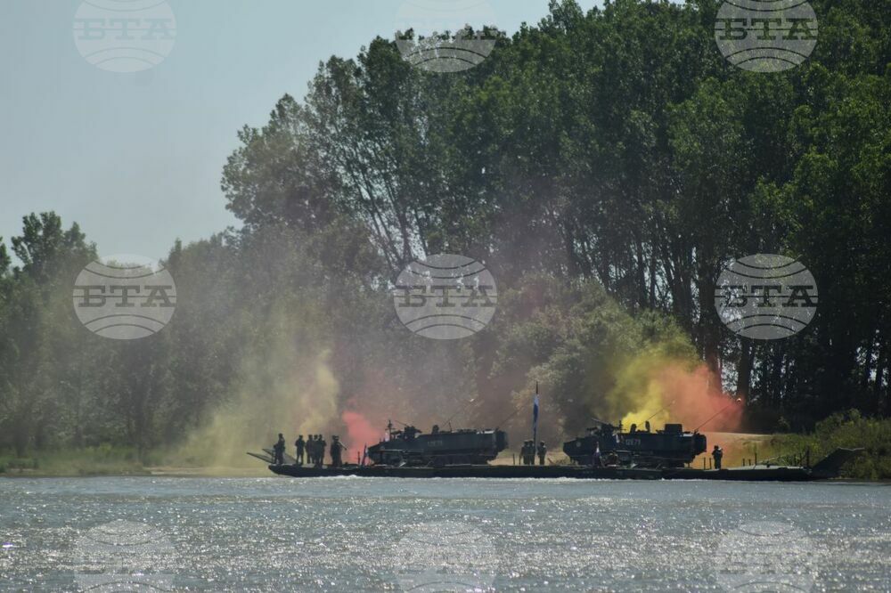 МО: Военнослужещи от състава на Сухопътните войски се представиха отлично в учението „Saber Guardian – 23“ в Румъния
