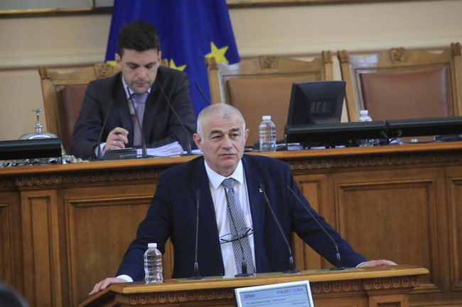 Георги Гьоков: Безспорна е необходимостта от осигуряване на достойно заплащане на най - нископлатените работници 