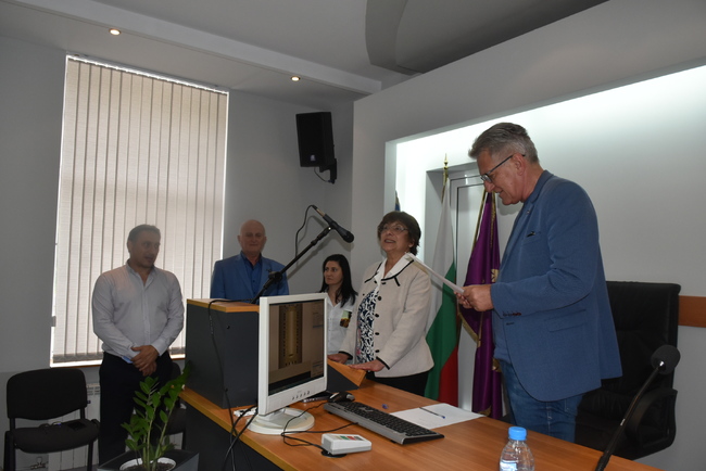 Община Ловеч: Село Малиново с нов кмет до края на мандата - Къймет Делиеминова 