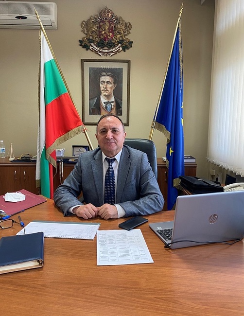 Изнесена приемна на областния управител Валери Сарандев в Сандански