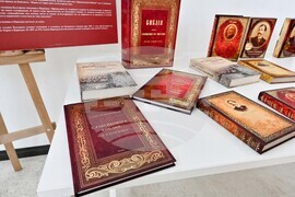 Пловдив –  изложба – Славейковата Библия