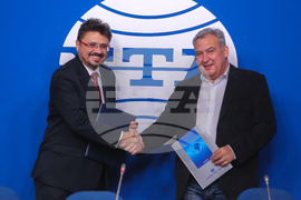 Национален пресклуб на БТА - договор - подписване