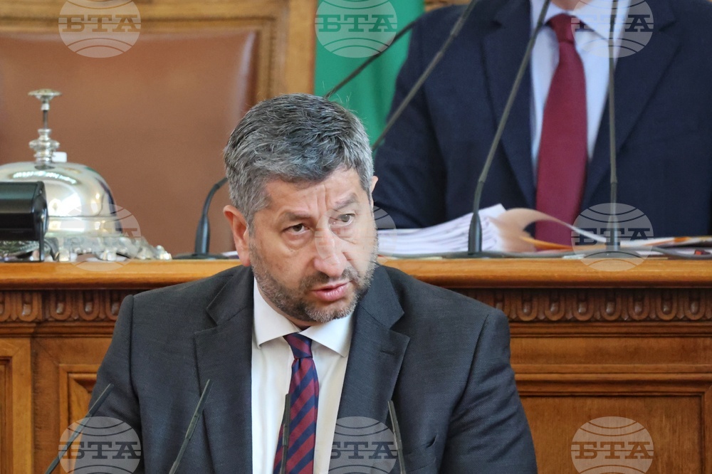 Вчера станахме свидетели на попълване на конституционната комисия и не стана добре, коментира Христо Иванов