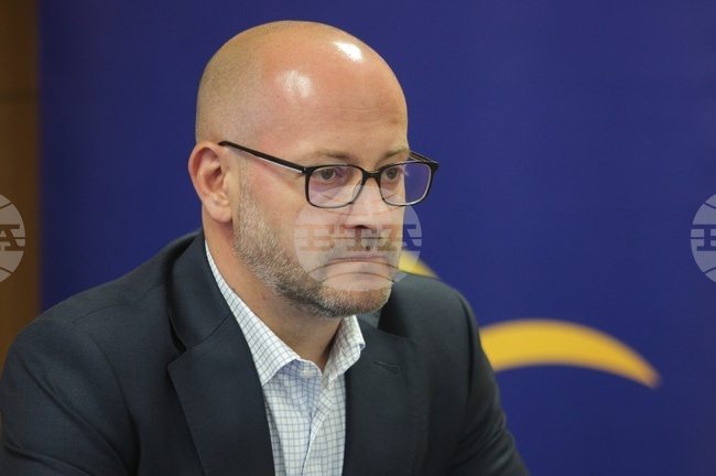 Радан Кънев: Без допълнителна бюрокрация за промишлеността и фермерите