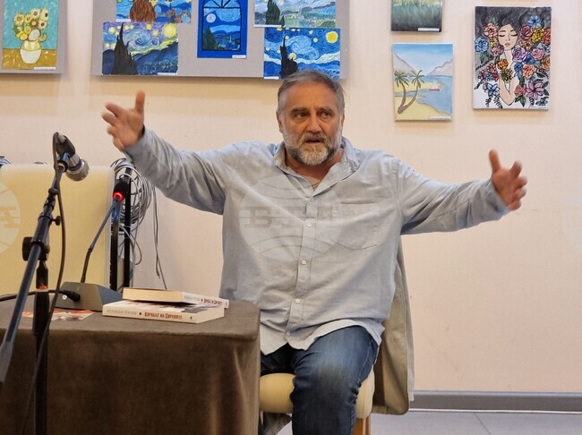 Варна - Александър Секулов - премиера на "Корабът на сирените"