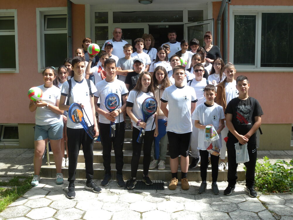 ОДМВР – Разград: Казуси решаваха деца от три общини в заключителната инициатива на РУ-Разград „Ваканция, здравей! Да играем безопасно!“