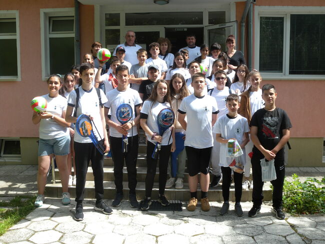 ОДМВР – Разград: Казуси решаваха деца от три общини в заключителната инициатива на РУ-Разград „Ваканция, здравей! Да играем безопасно!“