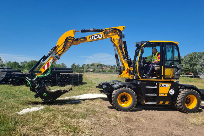 Добрич - квартал "Рилци" - канализация - първа копка