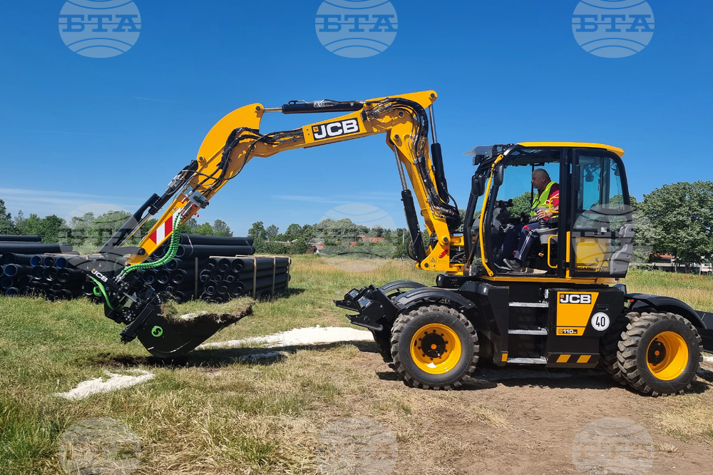 Добрич - квартал "Рилци" - канализация - първа копка