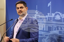 Парламент - Радостин Василев - брифинг