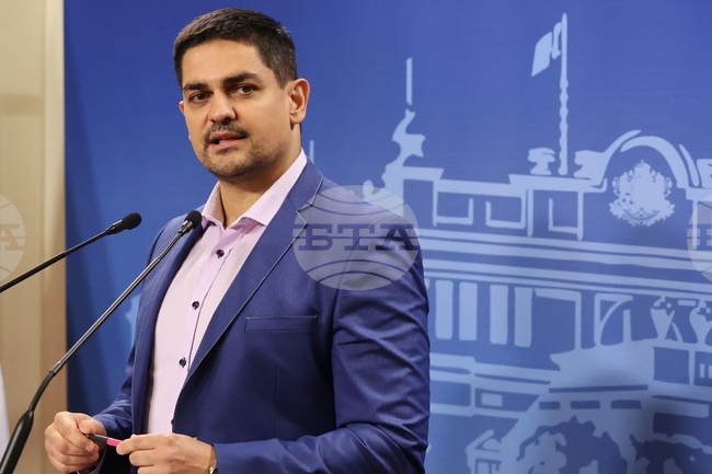 Парламент - Радостин Василев - брифинг  