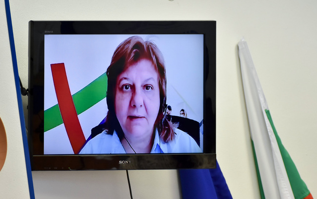 По програма "Образование" в новия програмен период са подписани договори за подкрепа в училищното и модернизация на професионалното образование