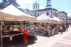 Габрово - Алея на книгата