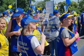 Румъния - здравни служители - протест