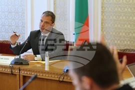 Парламент - Комисия по енергетика  - Делян Добрев