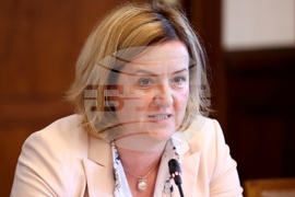 Парламент  - Комисия по въпросите на Европейския съюз - Даниела Митева