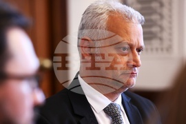 Парламент  - Комисия по въпросите на Европейския съюз - Емил Дечев