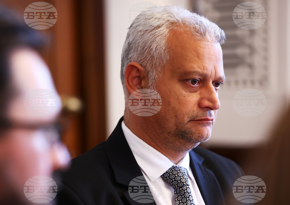 Парламент - Комисия по въпросите на Европейския съюз - Емил Дечев