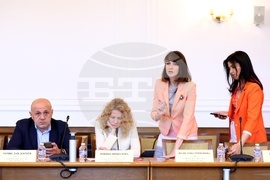 Парламент - Комисия по въпросите на Европейския съюз