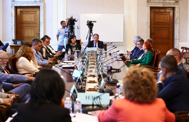 Парламент - Комисия по здравеопазването