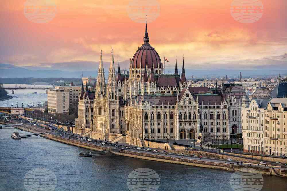 Унгарският парламент прие строг закон за гастарбайтерите