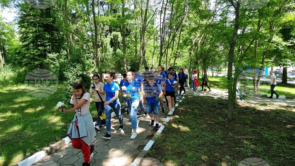 Брезник - войнишки паметник - годишнина - честване