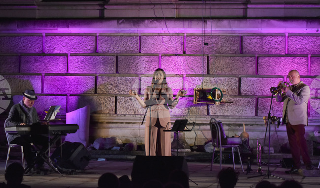 Варна - „Джазът пее на български" - театрален фестивал