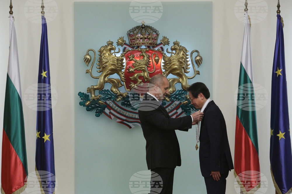 Румен Радев - Ли Хо-шик - орден "Мадарски конник"