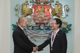 Румен Радев - Ли Хо-шик - орден "Мадарски конник"