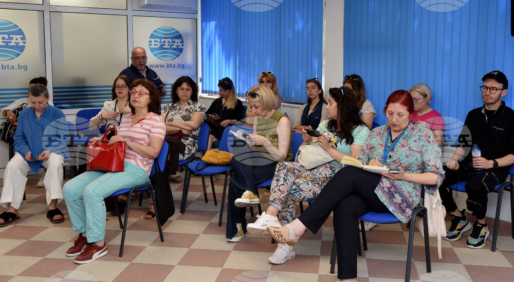 Национален пресклуб на БТА Варна - пресконференция - Международен театрален фестивал