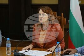 Бургас - Областна управа - брифинг - Мария Нейкова